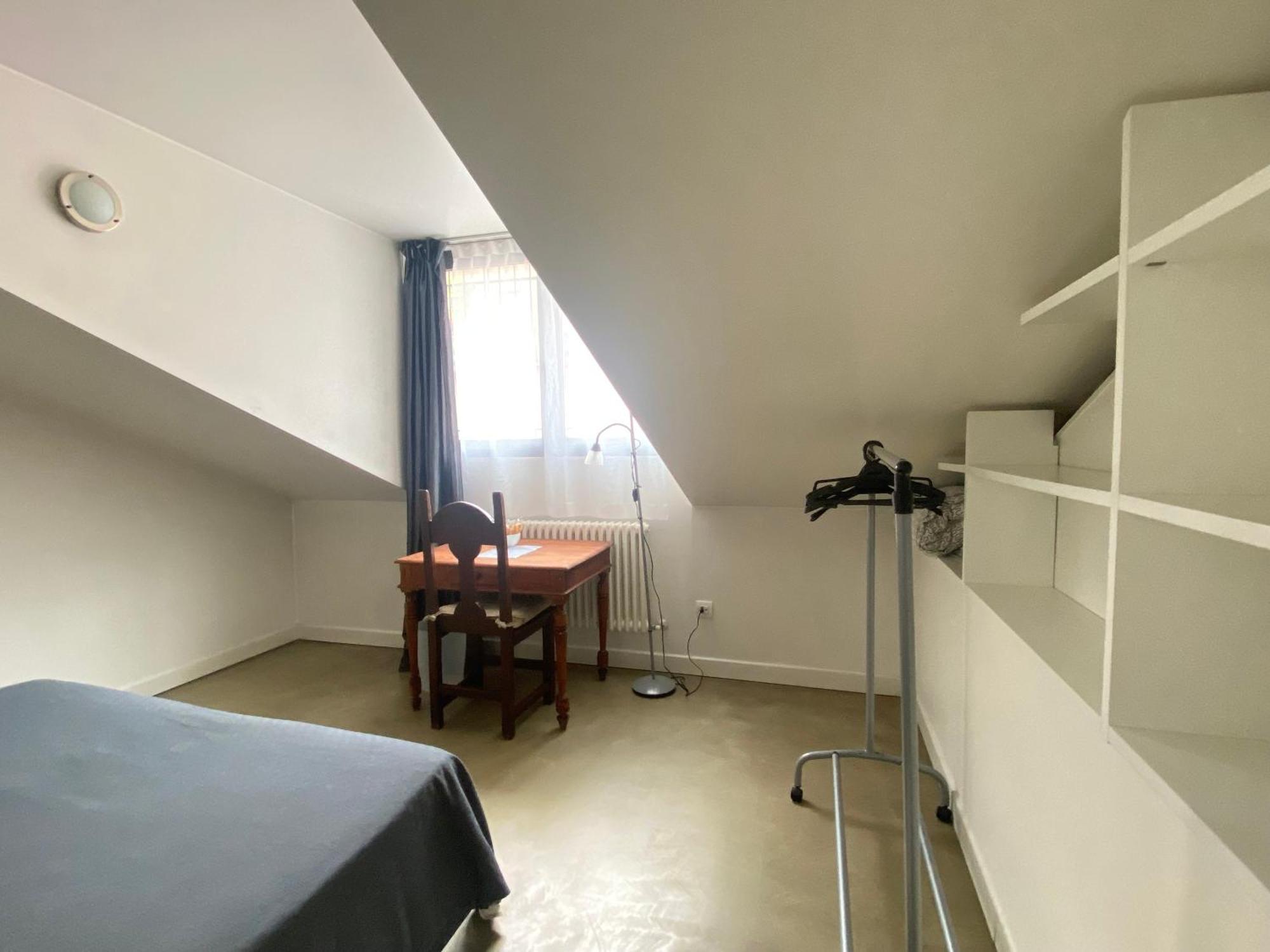 Sant Ambrogio Courtyard Room In Shared Flat Милан Экстерьер фото